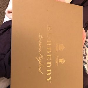 Burberry box